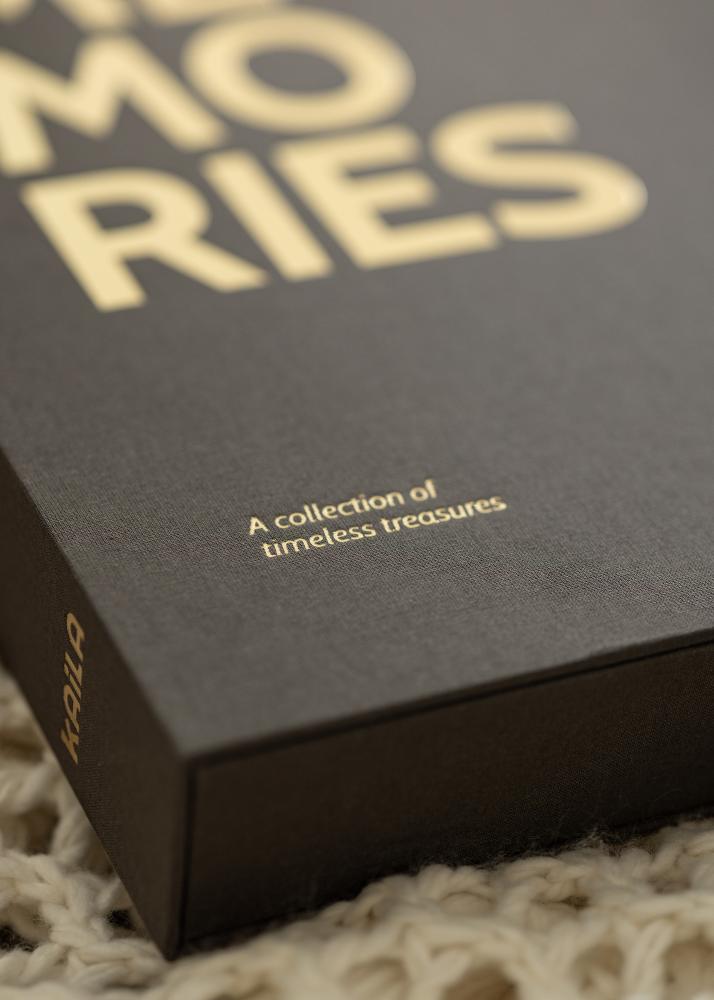 KAILA KAILA MEMORIES Black XL - Coffee Table Photo Album - 60 Foto's van 11x15 cm