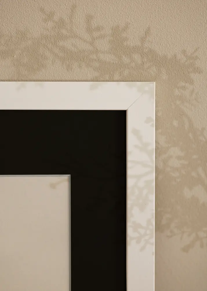 Ram med passepartou Kader White Wood 70x90 cm - Passe-partout Zwart 55x70 cm