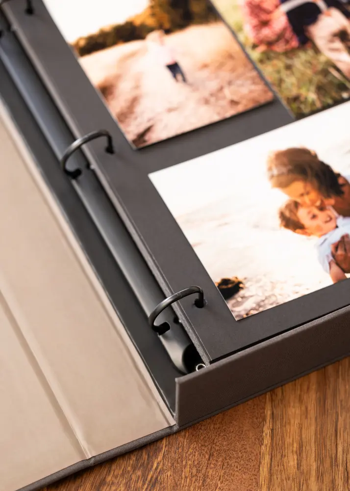 BGA KAILA THE STORY OF US Black - Coffee Table Photo Album (60 Zwarte zijden)