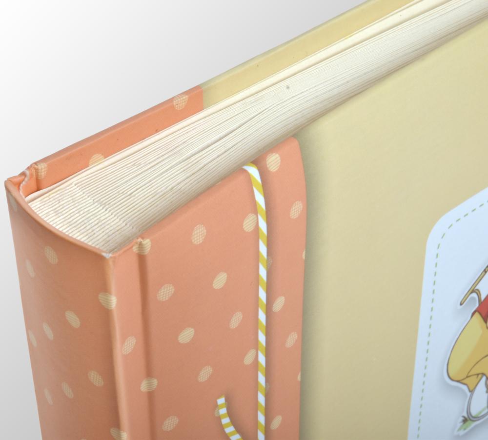 Innova Editions Disneyalbum Winnie de Poeh - 25x25 cm (60 Witte zijden / 30 Bladen)